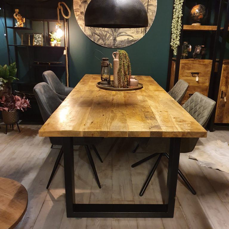 Mango Tafel Surat Stoer in Wonen