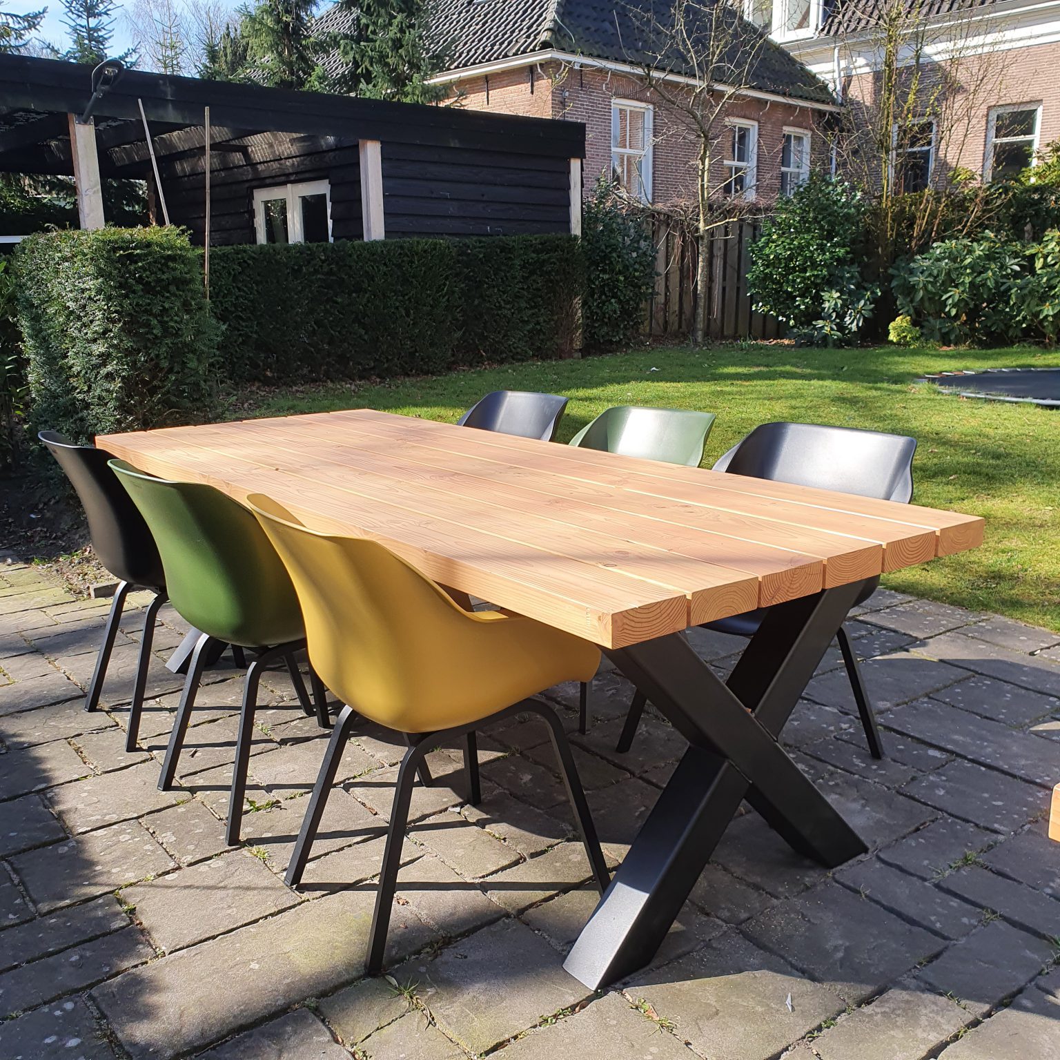 Industriële Tuintafel Stoer in Wonen